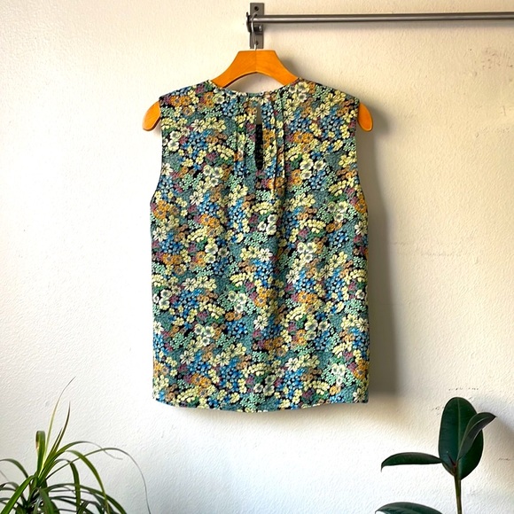 Zara Sleeveless Floral Print Blouse - Small - Picture 7 of 11